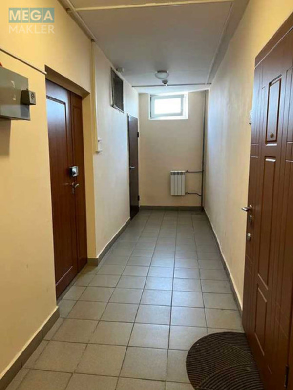 Оренда 1 кімнатної квартири, <a class="location-link" href="/kiev/" title="Недвижимость Київ">Київ</a>, <a class="location-link" href="/kiev/darnickij/" title="Недвижимость Дарницький район">Дарницький р-н</a>, Миколи Бажана просп. (изображение 1)