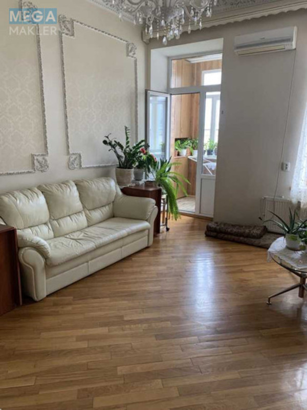 Оренда 3 кімнатної квартири, <a class="location-link" href="/odessa/" title="Недвижимость Одеса">Одеса</a>, <a class="location-link" href="/odessa/primorskij/" title="Недвижимость Приморський район">Приморський р-н</a>, Малая Арнаутская, 86 (изображение 1)