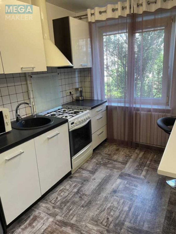 Продаж 3 кімнатної квартири (63/30/25), 4 пов. 9 пов. будинку, <a class="location-link" href="/dnepropetrovsk/" title="Недвижимость Дніпра">Дніпро</a>, Набережна Перемоги, 98 (изображение 1)