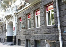 Продаж 2 кімнатної квартири (71/43/13), 4 пов. 5 пов. будинку