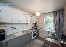 Продаж 3 кімнатної квартири (70/40/8), 2 пов. 9 пов. будинку