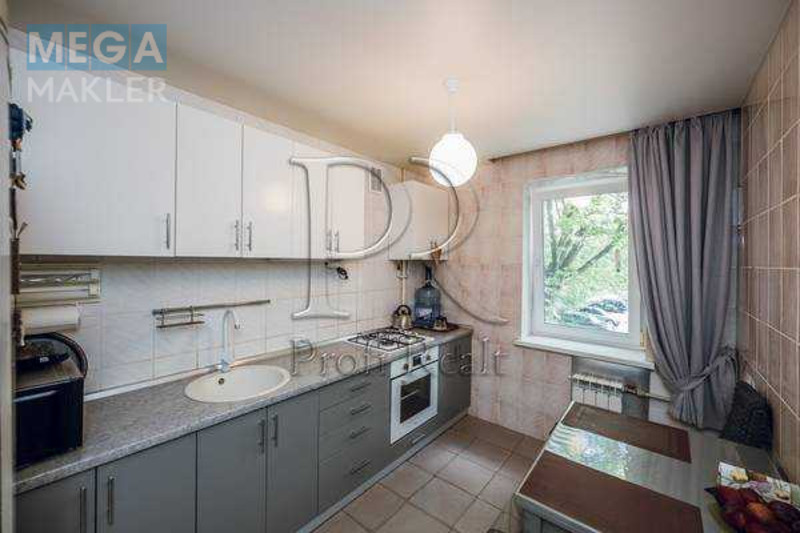 Продаж 3 кімнатної квартири (70/40/8), 2 пов. 9 пов. будинку, <a class="location-link" href="/kiev/" title="Недвижимость Київ">Київ</a>, <a class="location-link" href="/kiev/darnickij/" title="Недвижимость Дарницький район">Дарницький р-н</a>, Тростянецька вулиця, 12 (изображение 1)