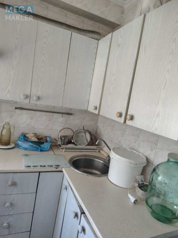 Продаж 1 кімнатної квартири (32/17/5,7), 2 пов. 9 пов. будинку, <a class="location-link" href="/kiev/" title="Недвижимость Київ">Київ</a>, <a class="location-link" href="/kiev/obolonskij/" title="Недвижимость Оболонський район">Оболонський р-н</a>, Кирилловская ул., 124 (изображение 1)