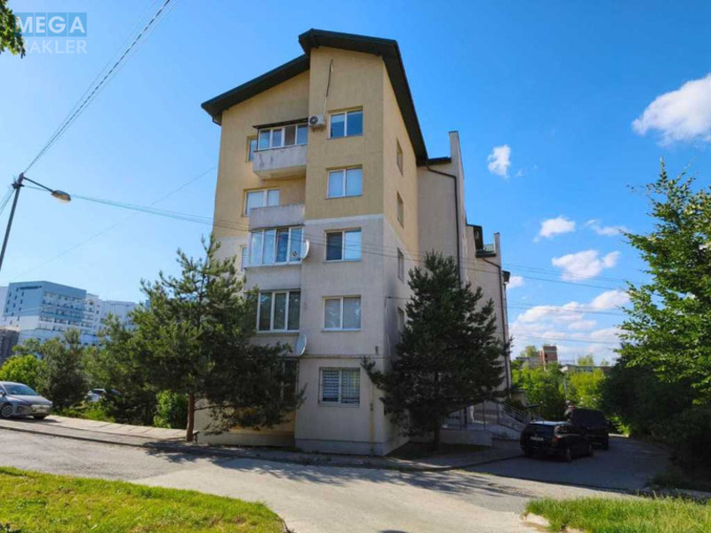 Новобудова, 6 поверхів, <a class="location-link" href="/vinniki/" title="Недвижимость Винники">Винники</a>, Івасюка (изображение 1)