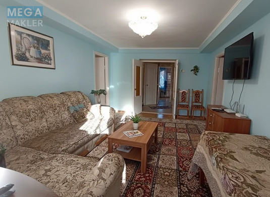 Оренда 4 кімнатні квартири, люкс, <a class="location-link" href="/kiev/" title="Недвижимость Київ">Київ</a>, <a class="location-link" href="/kiev/pecherskij/" title="Недвижимость Печерський район">Печерський р-н</a>, Бул. Л. Українки 9, Військовий Госпіталь ( <img src="https://megamakler.com.ua/metro/00ff00.gif" alt="" class="metro" /> м. Печерская, 4-5 хв. пішки ) (изображение 1)