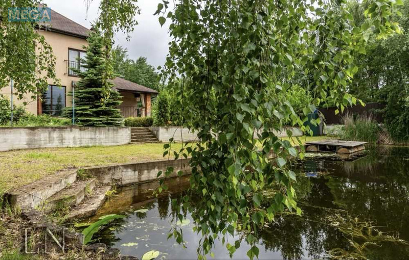 Продаж дома, 2&nbsp;поверху, 250&nbsp;кв.м, 5&nbsp;кімнат, ділянка 10&nbsp;соток, <a class="location-link" href="/kijlov/" title="Недвижимость Кійлів">Кийлів</a>, Озерна (изображение 1)