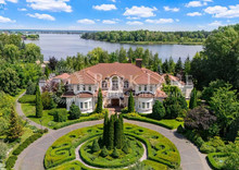 Продаж дома, 2&nbsp;поверху, 882&nbsp;кв.м, 8&nbsp;кімнат, ділянка 100&nbsp;соток