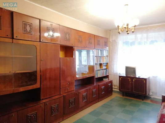Продаж 3 кімнатної квартири (65/40/8), 9 пов. 9 пов. будинку, <a class="location-link" href="/dnepropetrovsk/" title="Недвижимость Дніпра">Дніпро</a>, Тополь-2, 28 (изображение 1)