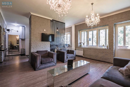 Продаж 2 кімнатної квартири (54,5/35/8), 4 пов. 5 пов. будинку, <a class="location-link" href="/kiev/" title="Недвижимость Київ">Київ</a>, <a class="location-link" href="/kiev/pecherskij/" title="Недвижимость Печерський район">Печерський р-н</a>, Круглоуніверситетська вул., 2/1 (изображение 1)