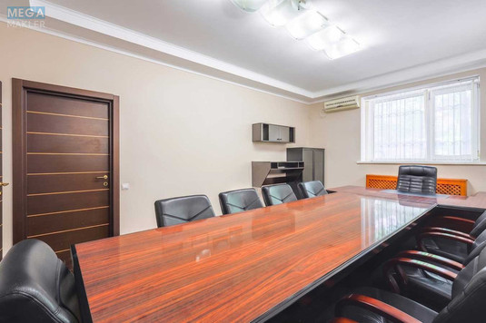 Продаж комерційної нерухомості, 182,40&nbsp;кв.м, под офис, <a class="location-link" href="/kiev/" title="Недвижимость Київ">Київ</a>, <a class="location-link" href="/kiev/podolskij/" title="Недвижимость Подільський район">Подільський р-н</a>, Осиповського вул., 9 (изображение 1)