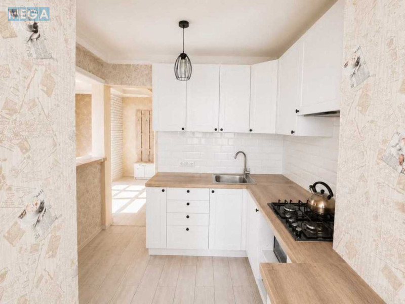 Продаж 1 кімнатної квартири (31,2/?/5,2), 8 пов. 9 пов. будинку, <a class="location-link" href="/kiev/" title="Недвижимость Київ">Київ</a>, <a class="location-link" href="/kiev/obolonskij/" title="Недвижимость Оболонський район">Оболонський р-н</a>, Богатирська вул., 2 (изображение 1)