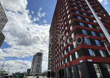 Продаж 3 кімнатної квартири (88,6/?/23,2), 8 пов. 18 пов. будинку