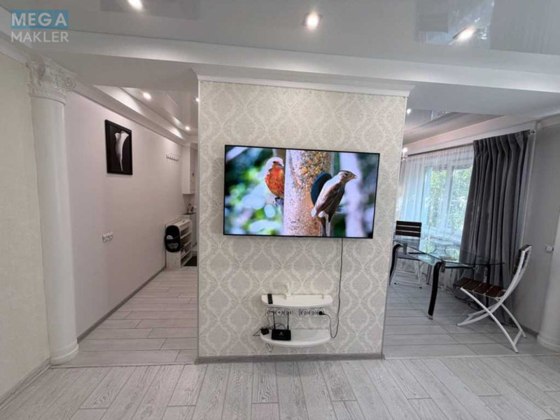 Оренда 2 кімнатної квартири, <a class="location-link" href="/kiev/" title="Недвижимость Київ">Київ</a>, <a class="location-link" href="/kiev/pecherskij/" title="Недвижимость Печерський район">Печерський р-н</a>, Михаила Бойчука ул., 34 (изображение 1)