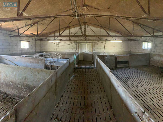 Продаж комплексу будівель та споруд, 200&nbsp;кв.м, под производство, <a class="location-link" href="/pustovojtovo/" title="Недвижимость Пустовійтове">Пустовійтове</a>, Богдана Хмельницкого, 8 (изображение 1)
