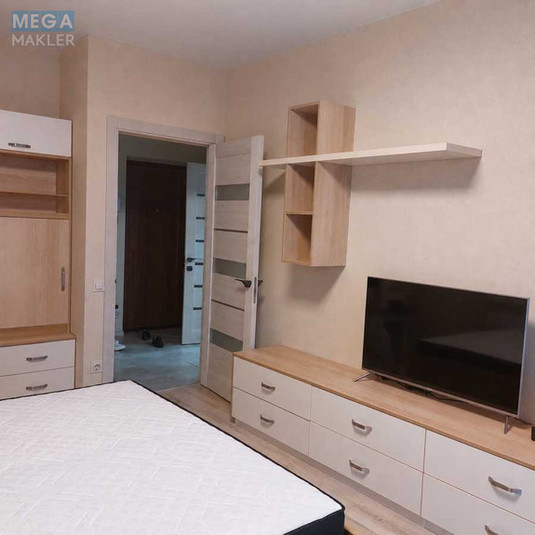 Оренда 1 кімнатної квартири, <a class="location-link" href="/kiev/" title="Недвижимость Київ">Київ</a>, <a class="location-link" href="/kiev/solomenskij/" title="Недвижимость Солом'янський район">Солом'янський р-н</a>, Вацлава Гавела бульв., 6В (изображение 1)