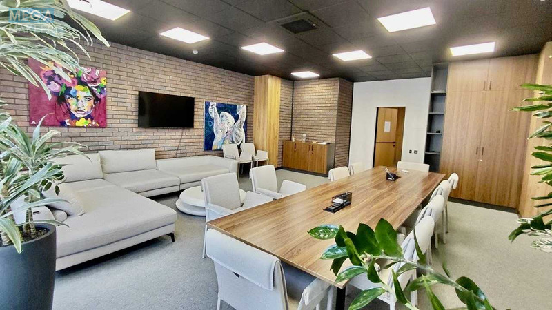 Оренда комерційної нерухомості, 55&nbsp;кв.м, под офис, <a class="location-link" href="/kiev/" title="Недвижимость Київ">Київ</a>, <a class="location-link" href="/kiev/solomenskij/" title="Недвижимость Солом'янський район">Солом'янський р-н</a>, Митрополита Василия Липковского ул., 45 (изображение 1)