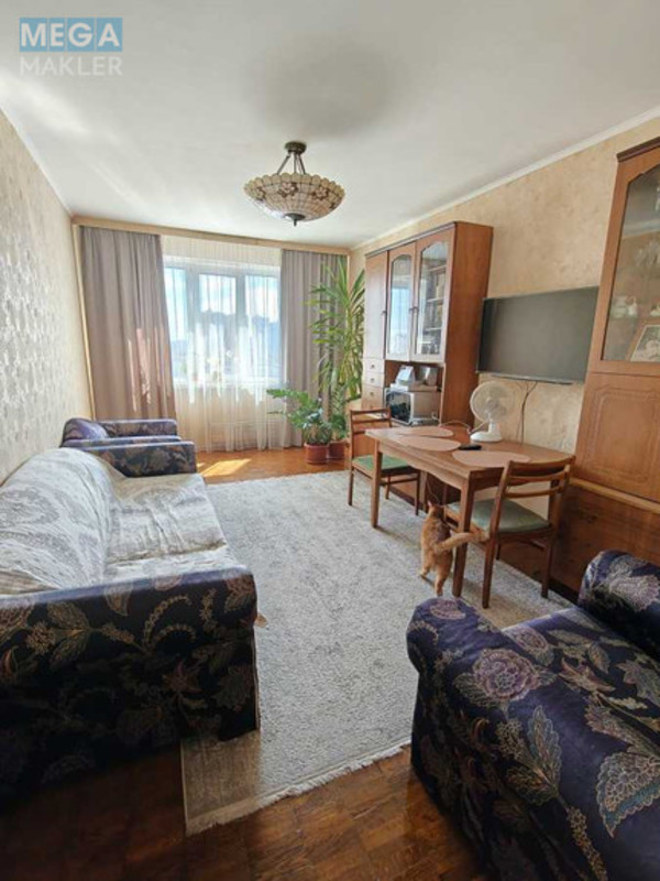 Продаж 3 кімнатної квартири (70/44/8), 15 пов. 16 пов. будинку, <a class="location-link" href="/kiev/" title="Недвижимость Київ">Київ</a>, <a class="location-link" href="/kiev/dneprovskij/" title="Недвижимость Дніпровський район">Дніпровський р-н</a>, Романа Шухевича просп., 2 (изображение 1)