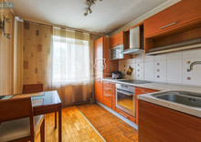 Продаж 2 кімнатної квартири (60,3/32/8,8), 4 пов. 10 пов. будинку