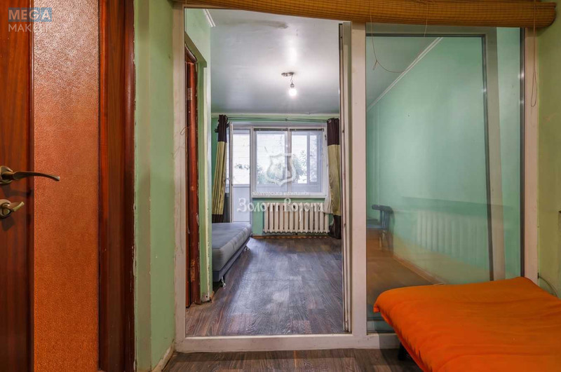 Продаж 1 кімнатної квартири (28,9/16,5/3,7), 1 пов. 9 пов. будинку, <a class="location-link" href="/kiev/" title="Недвижимость Київ">Київ</a>, <a class="location-link" href="/kiev/svyatoshinskij/" title="Недвижимость Святошинський район">Святошинський р-н</a>, Верховинна вул., 85 (изображение 1)