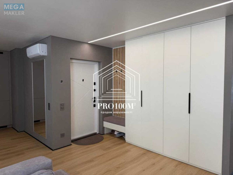 Продаж 4 кімнатної квартири (145/80/35), 8 пов. 10 пов. будинку, <a class="location-link" href="/belogorodka-selo-kv/" title="Недвижимость Білогородка">Білогородка</a>, Михайла величка, 40/1 (изображение 1)