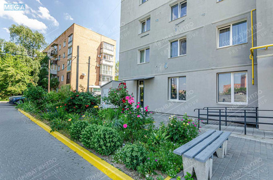 Продаж окремої будівлі/побудови, 77&nbsp;кв.м, <a class="location-link" href="/poltava/" title="Недвижимость Полтава">Полтава</a>, <a class="location-link" href="/poltava/oktyabrskij/" title="Недвижимость Жовтневий район">Жовтневий р-н</a>, Маяковського, 3 (изображение 1)