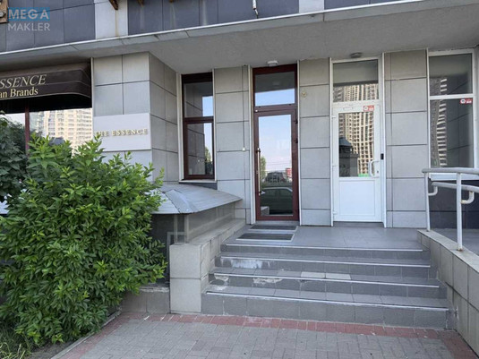 Продаж комерційної нерухомості, 203&nbsp;кв.м, под магазин, <a class="location-link" href="/kiev/" title="Недвижимость Київ">Київ</a>, <a class="location-link" href="/kiev/darnickij/" title="Недвижимость Дарницький район">Дарницький р-н</a>, Княжий Затон вул., 21 (изображение 1)