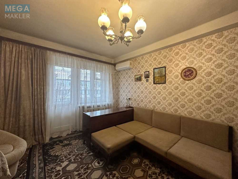 Оренда 2 кімнатної квартири, <a class="location-link" href="/kiev/" title="Недвижимость Київ">Київ</a>, <a class="location-link" href="/kiev/pecherskij/" title="Недвижимость Печерський район">Печерський р-н</a>, Леси Украинки бульв., 28 (изображение 1)