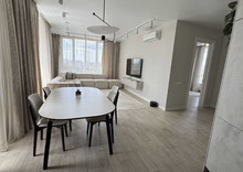 Продаж 2 кімнатної квартири (135/?/?), 23 пов. 25 пов. будинку
