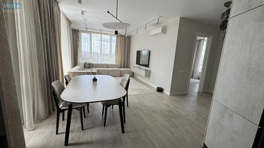 Продаж 2 кімнатної квартири (135/?/?), 23 пов. 25 пов. будинку, <a class="location-link" href="/kiev/" title="Недвижимость Київ">Київ</a>, <a class="location-link" href="/kiev/pecherskij/" title="Недвижимость Печерський район">Печерський р-н</a>, Михайла Бойчука вул., 41А (изображение 1)