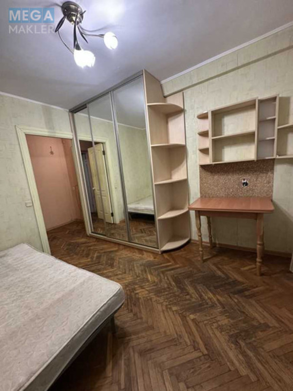 Оренда 2 кімнатної квартири, <a class="location-link" href="/kiev/" title="Недвижимость Київ">Київ</a>, <a class="location-link" href="/kiev/solomenskij/" title="Недвижимость Солом'янський район">Солом'янський р-н</a>, Солом`янська вул., 38 (изображение 1)