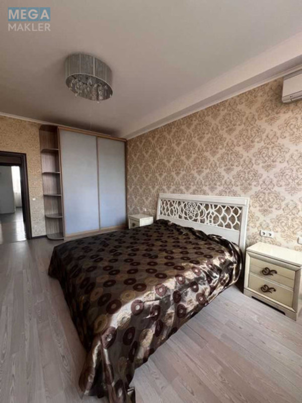 Продаж 4 кімнатної квартири (152/83/15), 7 пов. 15 пов. будинку, <a class="location-link" href="/kiev/" title="Недвижимость Київ">Київ</a>, <a class="location-link" href="/kiev/obolonskij/" title="Недвижимость Оболонський район">Оболонський р-н</a>, Героїв Сталінграду просп., 4 (изображение 1)