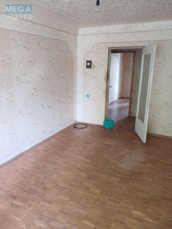 Продаж 3 кімнатної квартири (60/42/7), 1 пов. 9 пов. будинку, <a class="location-link" href="/kiev/" title="Недвижимость Київ">Київ</a>, <a class="location-link" href="/kiev/desnyanskij/" title="Недвижимость Деснянський район">Деснянський р-н</a>, Лісовий просп. (изображение 1)