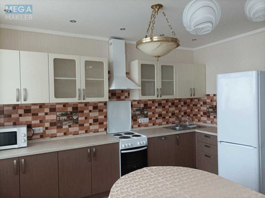 Оренда 3 кімнатної квартири, <a class="location-link" href="/kiev/" title="Недвижимость Київ">Київ</a>, <a class="location-link" href="/kiev/darnickij/" title="Недвижимость Дарницький район">Дарницький р-н</a>, Миколи Бажана просп., 8б (изображение 1)