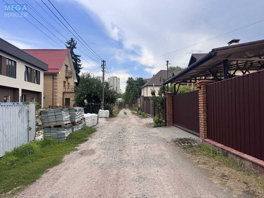 Продажа участка, 6,50&nbsp;соток, участок под жилую застройку, <a class="location-link" href="/kiev/" title="Недвижимость Київ">Київ</a>, <a class="location-link" href="/kiev/darnickij/" title="Недвижимость Дарницький район">Дарницький р-н</a>, 50-а Садова вул. (изображение 1)