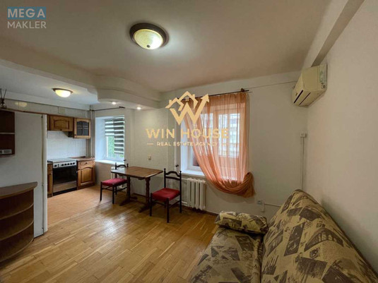 Продаж 3 кімнатної квартири (57/41,1/8), 4 пов. 9 пов. будинку, <a class="location-link" href="/kiev/" title="Недвижимость Київ">Київ</a>, <a class="location-link" href="/kiev/dneprovskij/" title="Недвижимость Дніпровський район">Дніпровський р-н</a>, Энтузиастов ул., 9/1 (изображение 1)