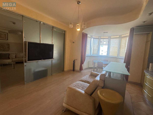 Оренда 3 кімнатної квартири, <a class="location-link" href="/kiev/" title="Недвижимость Київ">Київ</a>, <a class="location-link" href="/kiev/shevchenkovskij/" title="Недвижимость Шевченківський район">Шевченківський р-н</a>, Вячеслава Чорновола вул., 25 (изображение 1)