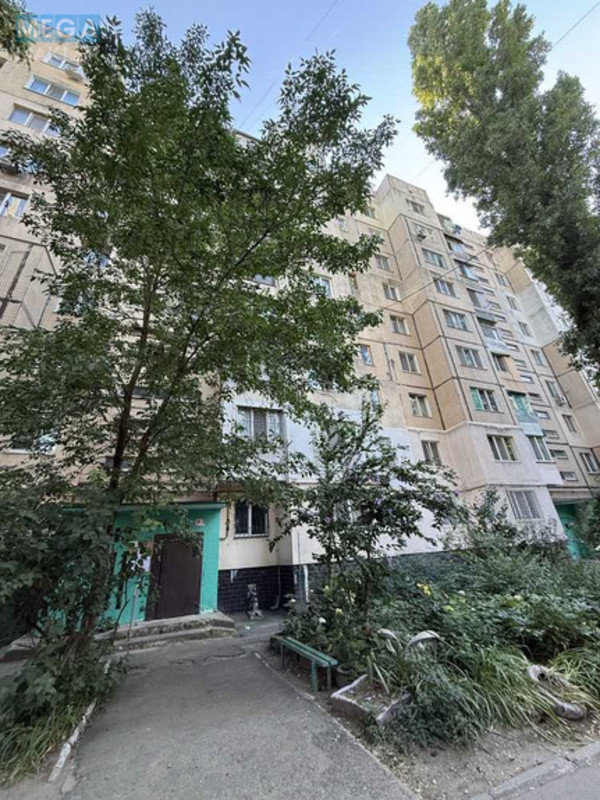 Продаж 1 кімнатної квартири (32/18/8), 1 пов. 9 пов. будинку, <a class="location-link" href="/odessa/" title="Недвижимость Одеса">Одеса</a>, <a class="location-link" href="/odessa/suvorovskij/" title="Недвижимость Суворовський район">Суворовський р-н</a>, Затонского, 22 (изображение 1)