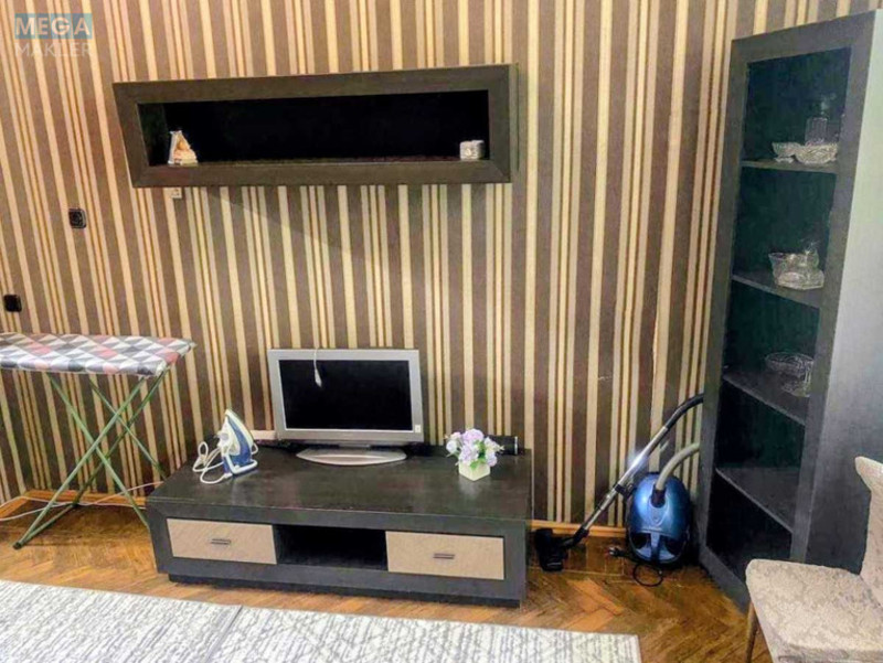 Оренда 3 кімнатної квартири, <a class="location-link" href="/odessa/" title="Недвижимость Одеса">Одеса</a>, <a class="location-link" href="/odessa/primorskij/" title="Недвижимость Приморський район">Приморський р-н</a>, Академическая, 10а (изображение 1)