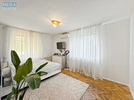 Продаж 2 кімнатної квартири (45/?/6), 5 пов. 5 пов. будинку, <a class="location-link" href="/kiev/" title="Недвижимость Київ">Київ</a>, <a class="location-link" href="/kiev/pecherskij/" title="Недвижимость Печерський район">Печерський р-н</a>, Тимірязєвська вул. (изображение 1)