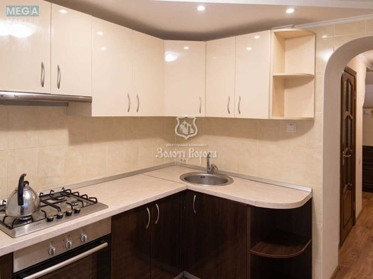 Продаж дома, 1&nbsp; поверх, 55&nbsp;кв.м, 3&nbsp;кімнати, ділянка 2&nbsp;сотки, <a class="location-link" href="/kiev/" title="Недвижимость Київ">Київ</a>, <a class="location-link" href="/kiev/goloseevskij/" title="Недвижимость Голосіївський район">Голосіївський р-н</a>, Китаївська вул., 24/15 (изображение 1)