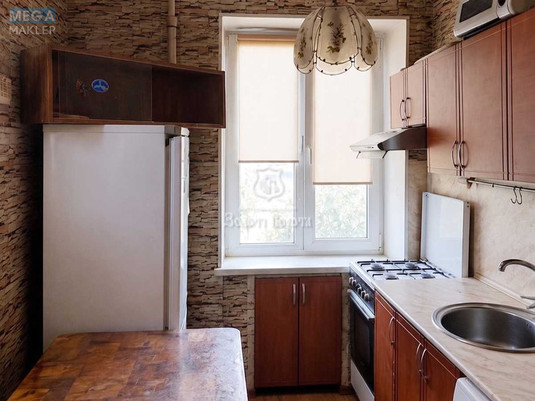 Продаж 2 кімнатної квартири (32,2/20,6/4,8), 2 пов. 3 пов. будинку, <a class="location-link" href="/kiev/" title="Недвижимость Київ">Київ</a>, <a class="location-link" href="/kiev/podolskij/" title="Недвижимость Подільський район">Подільський р-н</a>, Осиповського вул., 33 (изображение 1)