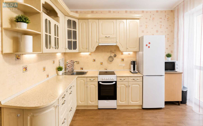Оренда 1 кімнатної квартири, <a class="location-link" href="/kiev/" title="Недвижимость Київ">Київ</a>, <a class="location-link" href="/kiev/goloseevskij/" title="Недвижимость Голосіївський район">Голосіївський р-н</a>, Онуфрия Трутенко ул., 3г (изображение 1)