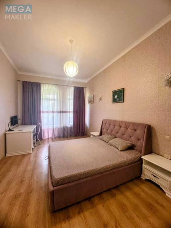 Оренда 2 кімнатної квартири, <a class="location-link" href="/odessa/" title="Недвижимость Одеса">Одеса</a>, <a class="location-link" href="/odessa/primorskij/" title="Недвижимость Приморський район">Приморський р-н</a>, Успенская, 111 (изображение 1)