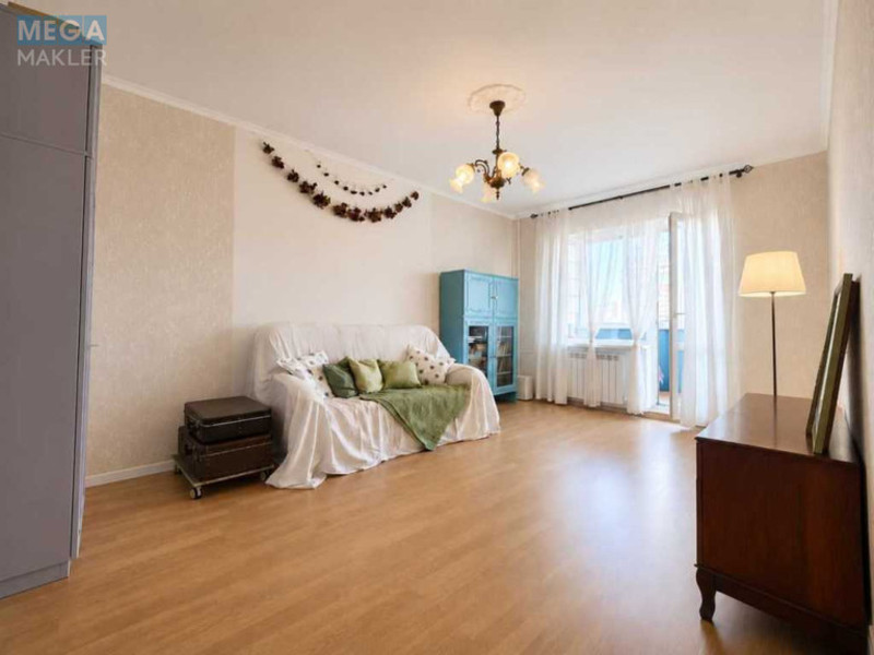 Продаж 3 кімнатної квартири (74,6/41,5/8,2), 11 пов. 16 пов. будинку, <a class="location-link" href="/kiev/" title="Недвижимость Київ">Київ</a>, <a class="location-link" href="/kiev/darnickij/" title="Недвижимость Дарницький район">Дарницький р-н</a>, Петра Григоренка просп., 36 (изображение 1)