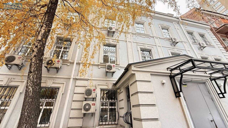 Продаж комерційної нерухомості, 697&nbsp;кв.м, под офис, <a class="location-link" href="/kiev/" title="Недвижимость Київ">Київ</a>, <a class="location-link" href="/kiev/shevchenkovskij/" title="Недвижимость Шевченківський район">Шевченківський р-н</a>, Саксаганського вул., 111а (изображение 1)