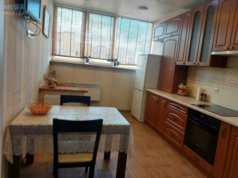 Оренда 2 кімнатної квартири, <a class="location-link" href="/kiev/" title="Недвижимость Київ">Київ</a>, <a class="location-link" href="/kiev/obolonskij/" title="Недвижимость Оболонський район">Оболонський р-н</a>, Сім’ї Кульженків вул., 35 (изображение 1)