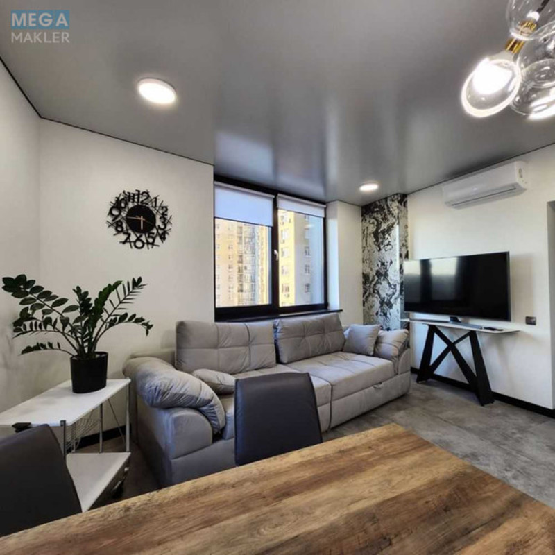Продаж 2 кімнатної квартири (70/?/20), 5 пов. 23 пов. будинку, <a class="location-link" href="/kiev/" title="Недвижимость Київ">Київ</a>, <a class="location-link" href="/kiev/goloseevskij/" title="Недвижимость Голосіївський район">Голосіївський р-н</a>, Антоновича вул., 74 (изображение 1)