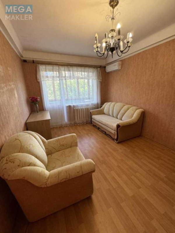 Продаж 2 кімнатної квартири (45/31/7,8), 4 пов. 5 пов. будинку, <a class="location-link" href="/kiev/" title="Недвижимость Київ">Київ</a>, <a class="location-link" href="/kiev/dneprovskij/" title="Недвижимость Дніпровський район">Дніпровський р-н</a>, Строителей ул., 14 (изображение 1)