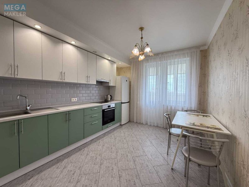 Оренда 1 кімнатної квартири, <a class="location-link" href="/kiev/" title="Недвижимость Київ">Київ</a>, <a class="location-link" href="/kiev/svyatoshinskij/" title="Недвижимость Святошинський район">Святошинський р-н</a>, Миколи Краснова вул., 19 (изображение 1)