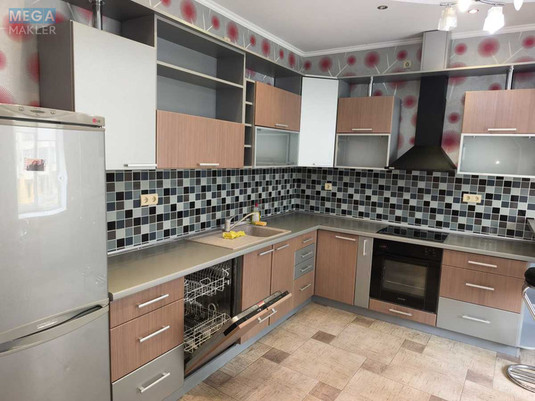 Продаж 2 кімнатної квартири (74,9/35,7/17,9), 5 пов. 15 пов. будинку, <a class="location-link" href="/kiev/" title="Недвижимость Київ">Київ</a>, <a class="location-link" href="/kiev/shevchenkovskij/" title="Недвижимость Шевченківський район">Шевченківський р-н</a>, Золотоустівська вул., 50 (изображение 1)